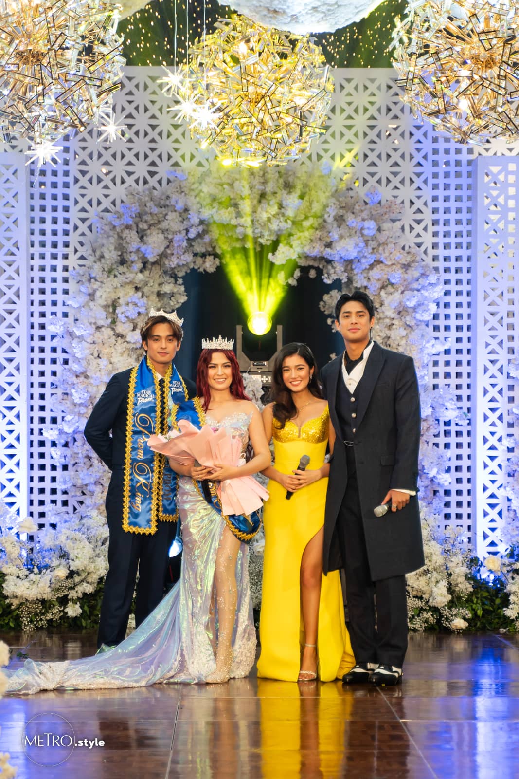 KD Estrada, Alexa Ilacad, Belle Mariano, and Donny Pangilinan. DonBelle passed on the crowns for Prom King and Prom Queen to KDLex